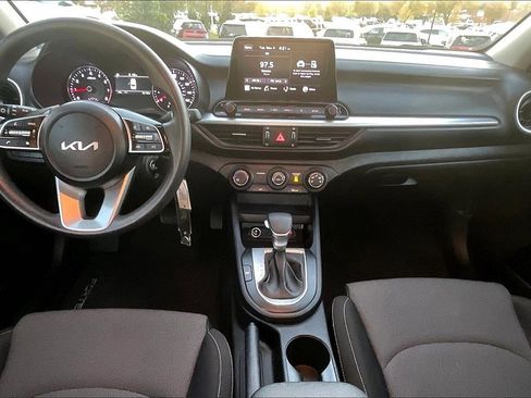 Used 2024 Kia Forte LXS image 13