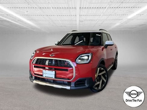 Certified 2025 MINI Cooper Countryman S w/ Comfort Package Max image 1