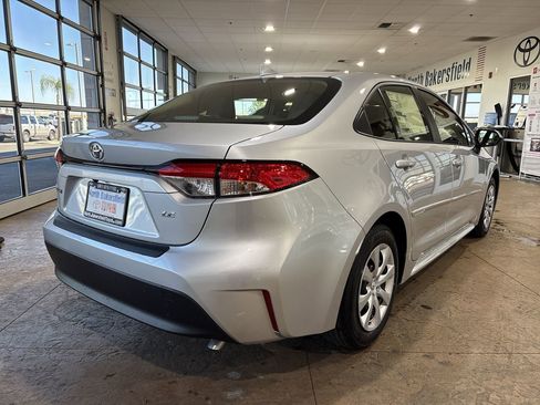 New 2026 Toyota Corolla LE image 2
