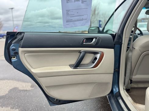 Used 2005 Subaru Outback 3.0R L.L. Bean w/ Popular Equipment Group 3 image 31