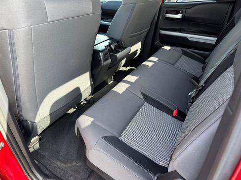Used 2017 Toyota Tundra SR5 w/ SR5 Upgrade Package RWD image 20