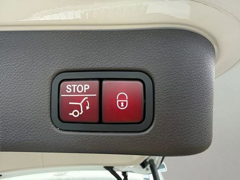 Used 2017 Mercedes-Benz GLE 350 4MATIC image 12