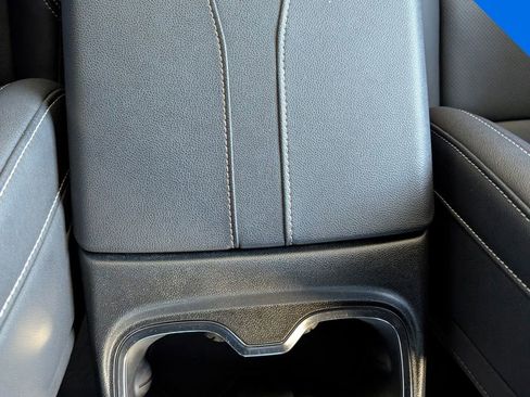 Certified 2025 Chevrolet Traverse LT image 25