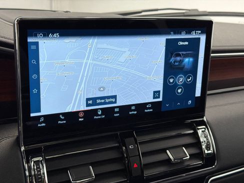 Used 2023 Lincoln Navigator L Reserve AWD/4WD image 30