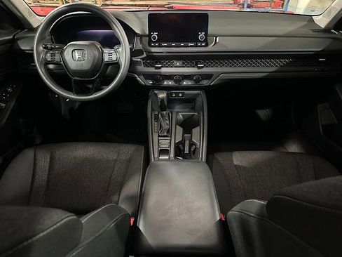 Used 2023 Honda Accord EX image 20