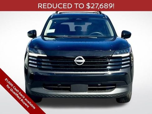 New 2026 Nissan Kicks SV w/ SV Premium Package image 5