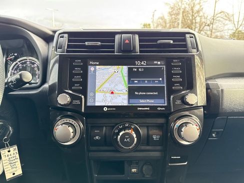 Used 2020 Toyota 4Runner TRD Off-Road image 20