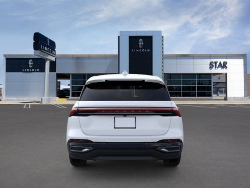 New 2026 Lincoln Nautilus Premier AWD/4WD image 5