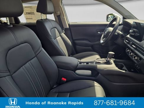 New 2026 Honda HR-V EX-L image 17