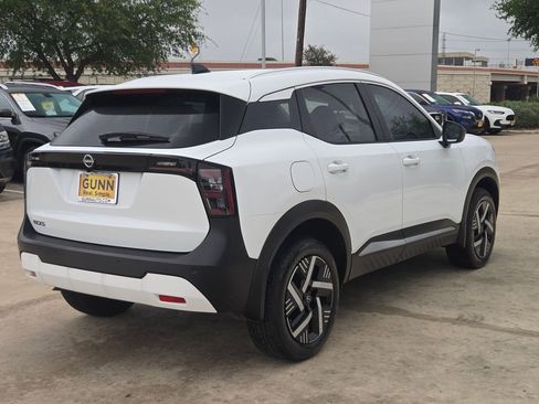 Certified 2026 Nissan Kicks SV image 3