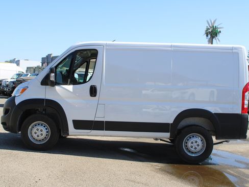 New 2026 RAM ProMaster 1500 w/ Convenience Group FWD image 9