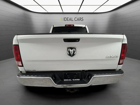 Used 2018 RAM 2500 Tradesman w/ Chrome Appearance Group AWD/4WD image 6