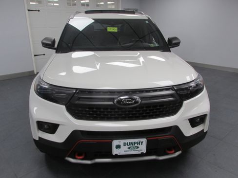 Used 2022 Ford Explorer Timberline image 2