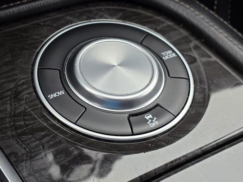 Used 2024 INFINITI QX80 Luxe image 33