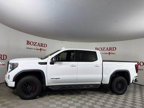 Used 2022 GMC Sierra 1500 AT4X AWD/4WD image 5