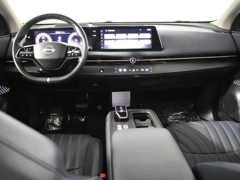 Certified 2023 Nissan Ariya AWD/4WD image 29