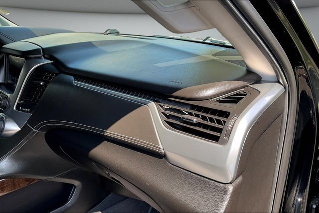 Used 2019 Chevrolet Tahoe LS RWD image 28