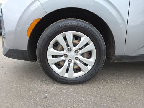 Used 2022 Kia Soul LX w/ Technology Package image 25