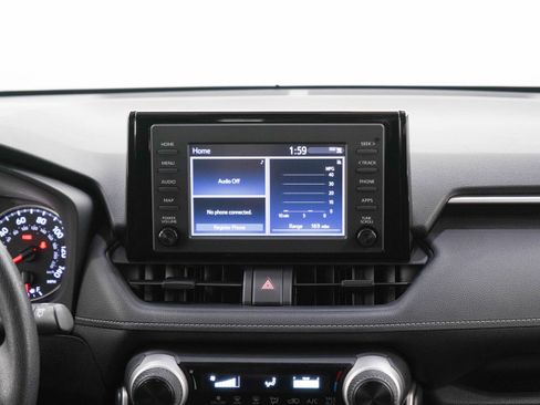Used 2019 Toyota RAV4 LE w/ Carpet Mat Package AWD/4WD image 15