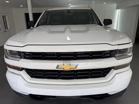 Used 2016 Chevrolet Silverado 1500 Custom w/ Custom Convenience Package AWD/4WD image 13
