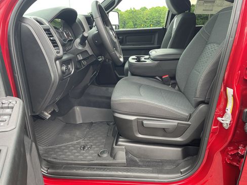 New 2026 RAM 2500 Tradesman AWD/4WD image 18