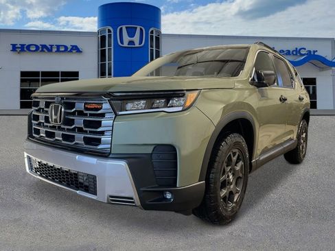 New 2026 Honda Pilot TrailSport image 1