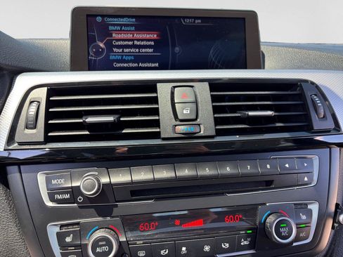 Used 2014 BMW 335i xDrive Sedan AWD/4WD image 29