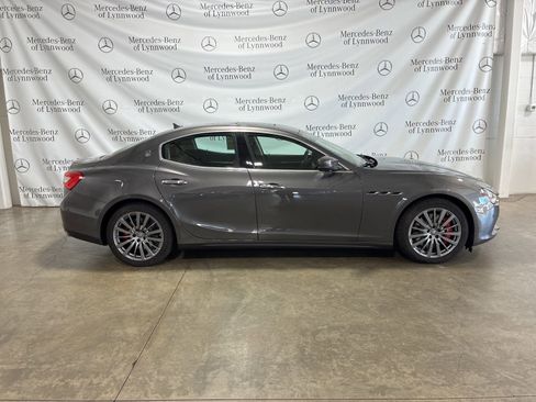 Used 2017 Maserati Ghibli S Q4 image 3