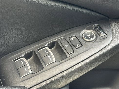 Used 2019 Honda Accord Sport image 13