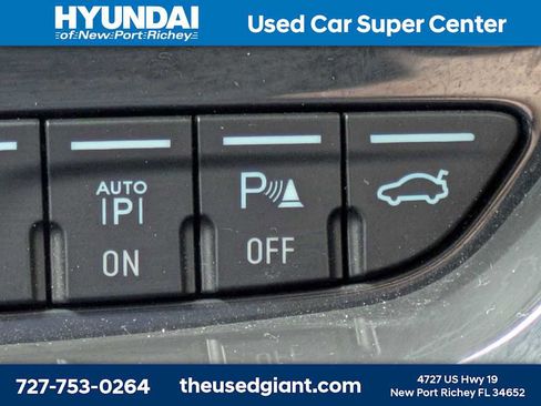 Used 2015 Ford Escape Titanium w/ Equipment Group 301A FWD image 27
