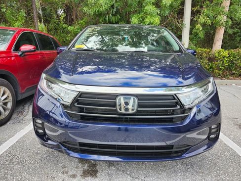Used 2023 Honda Odyssey EX-L image 2