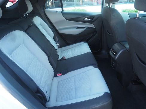 Used 2021 Chevrolet Equinox LS w/ LS Convenience Package image 25