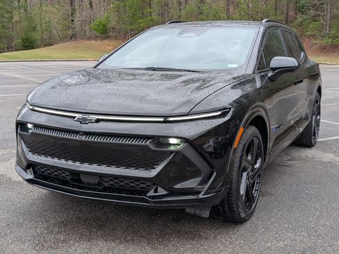 Used 2025 Chevrolet Equinox EV RS image 5