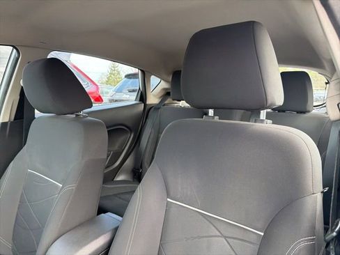 Used 2014 Ford Fiesta SE FWD image 4