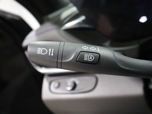 Used 2024 Buick Envista Sport Touring w/ Experience Buick Package FWD image 36