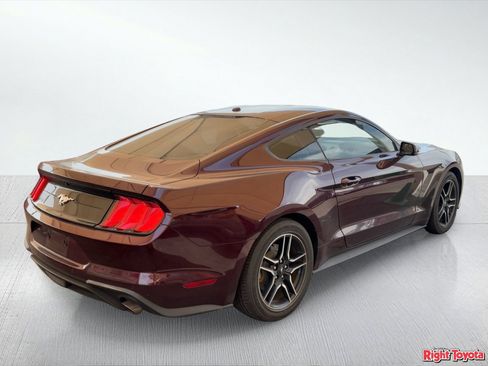 Used 2018 Ford Mustang Premium w/ Equipment Group 201A image 4