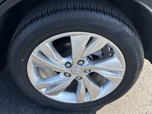 Used 2024 Buick Encore GX Preferred FWD image 31