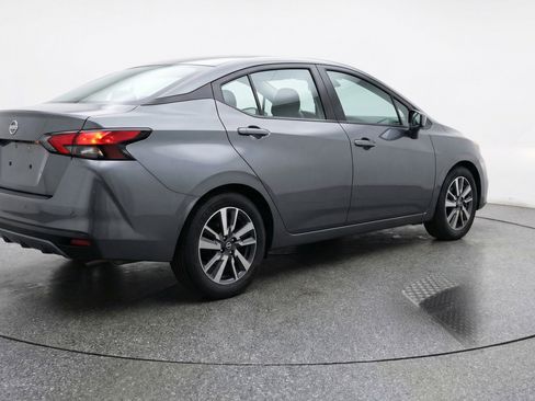 Used 2025 Nissan Versa SV FWD image 9