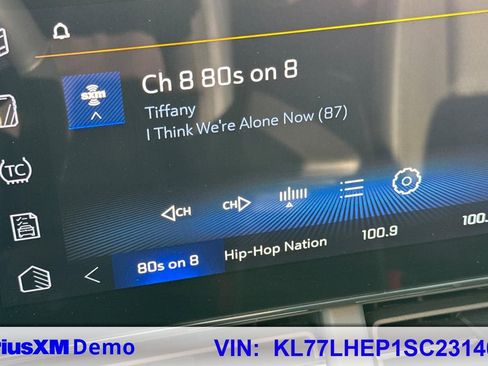 Certified 2025 Chevrolet Trax LT w/ LT Convenience Package image 33