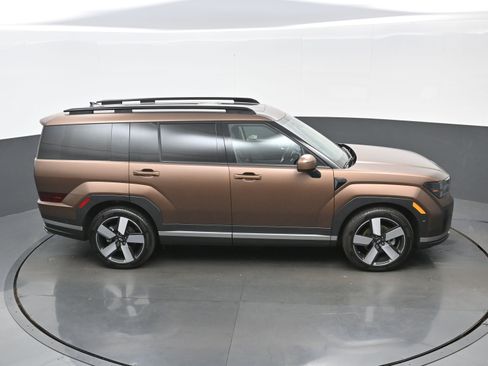 Used 2025 Hyundai Santa Fe Limited image 41