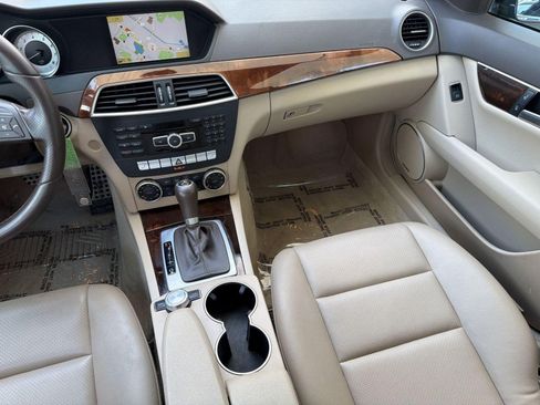 Used 2012 Mercedes-Benz C 300 4MATIC Sedan image 29