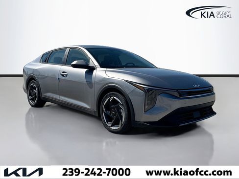 New 2025 Kia K4 EX FWD image 1
