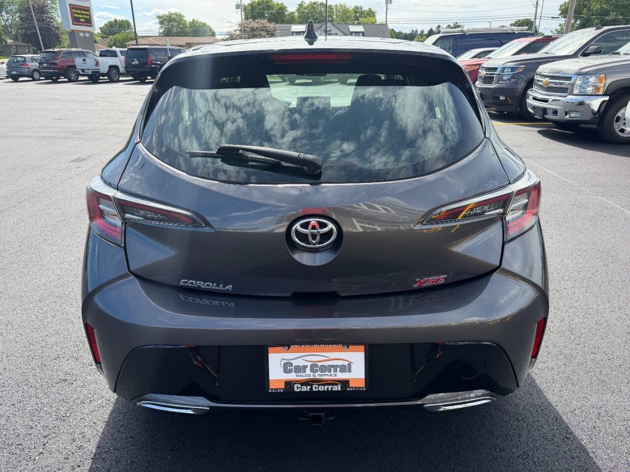 Used 2021 Toyota Corolla XSE w/ XSE Preferred Package FWD image 4