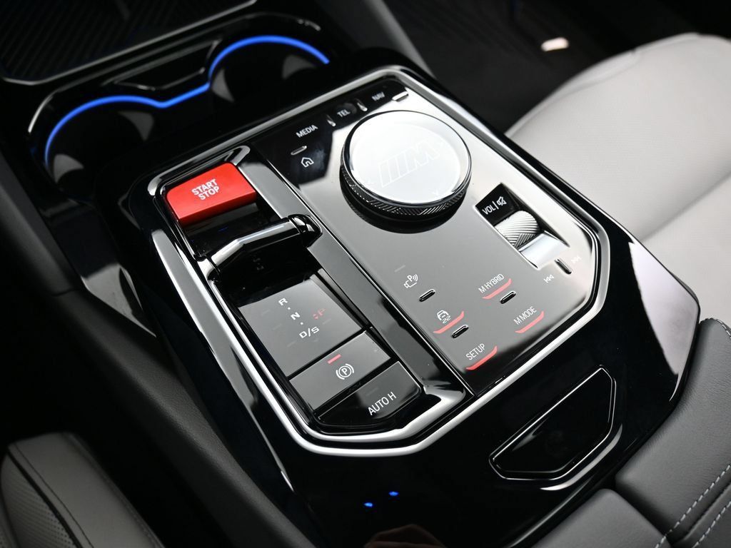 Used 2025 BMW M5 Touring AWD/4WD image 23