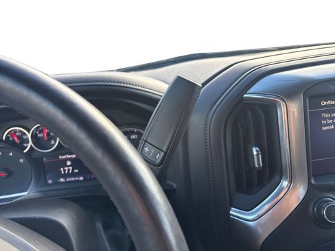 Used 2020 Chevrolet Silverado 3500 LTZ w/ Gooseneck/5TH Wheel Package image 26