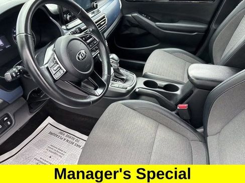 Used 2021 Kia Seltos S image 11