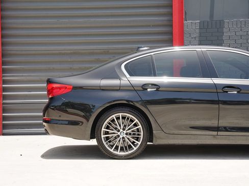Used 2020 BMW 540i xDrive w/ Premium Package AWD/4WD image 3
