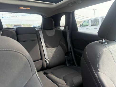 Used 2015 Jeep Cherokee Latitude w/ Comfort/Convenience Group AWD/4WD image 59