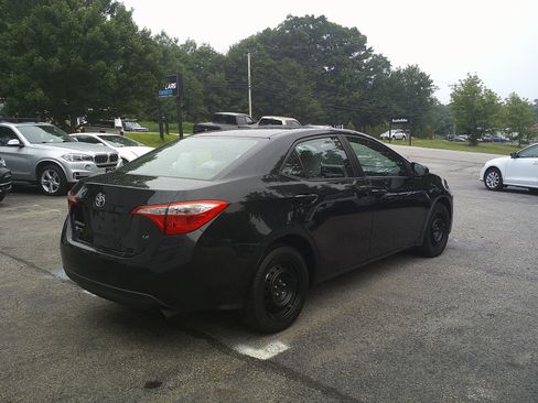 Used 2014 Toyota Corolla LE FWD image 5