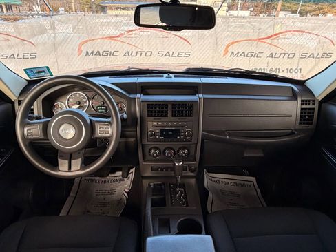 Used 2012 Jeep Liberty Sport w/ Driver Convenience Group AWD/4WD image 71
